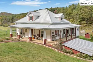 886 Blevins Hollow Rd, Piney Creek, NC 28663 - Photo 24