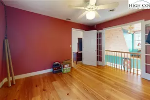 11 Wildflower Ln, Newland, NC 28657 - Photo 16