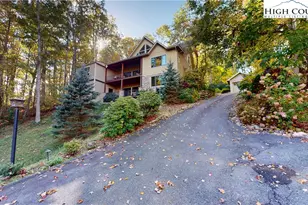 811 Hemlock Dr, Newland, NC 28657 - Photo 2