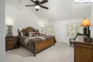 252 E Stone Dr, Blowing Rock, NC 28605 - Photo 38