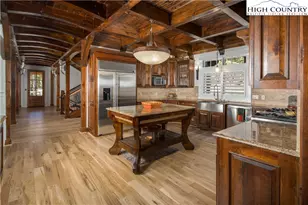 252 E Stone Dr, Blowing Rock, NC 28605 - Photo 18