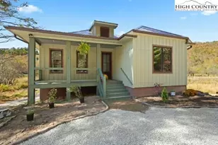 790 Howard Edmisten Rd, Sugar Grove, NC 28679 - Photo 4