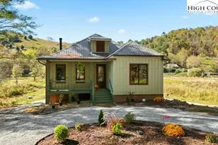 790 Howard Edmisten Rd, Sugar Grove, NC 28679 - Photo 32