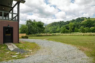 790 Howard Edmisten Rd, Sugar Grove, NC 28679 - Photo 50