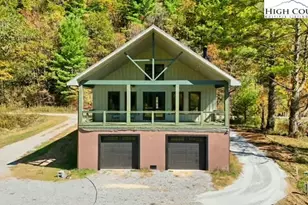 790 Howard Edmisten Rd, Sugar Grove, NC 28679 - Photo 2