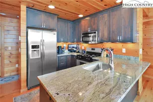 6365 Julius Dr, Newland, NC 28657 - Photo 10