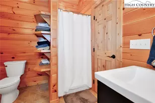 6365 Julius Dr, Newland, NC 28657 - Photo 18