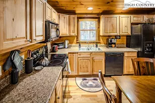 719 Pine Ridge Rd, Beech Mountain, NC 28604 - Photo 10
