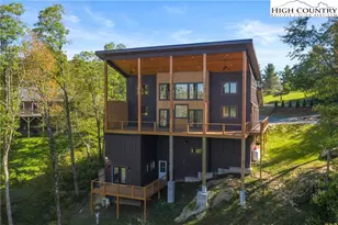 1075 Center Ct Dr, Boone, NC 28607 - Photo 4