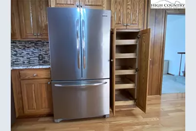 5212 Nc Highway 88 West, Warrensville, NC 28693 - Photo 14