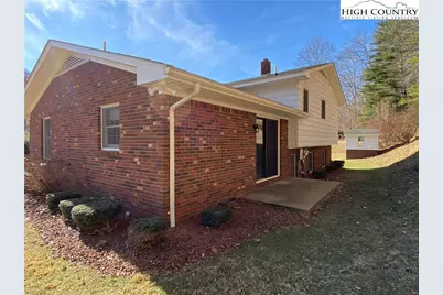 5212 Nc Highway 88 West, Warrensville, NC 28693 - Photo 40