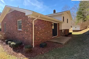 5212 Nc Hwy 88 W, Warrensville, NC 28693 - Photo 40