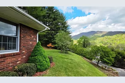 5212 Nc Highway 88 West, Warrensville, NC 28693 - Photo 6