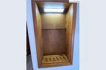 5212 Nc Highway 88 West, Warrensville, NC 28693 - Photo 8