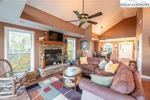 309 Pinnacle Ridge Rd, Beech Mountain, NC 28604 - Photo 16