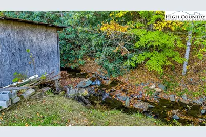 343 Saddle Gap, West Jefferson, NC 28694 - Photo 10