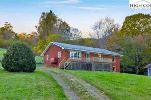 343 Saddle Gap, West Jefferson, NC 28694 - Photo 2