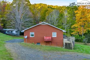 343 Saddle Gap, West Jefferson, NC 28694 - Photo 8