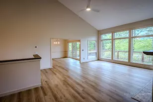 178 Sorrento Park Dr, Blowing Rock, NC 28605 - Photo 12