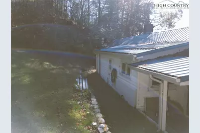 9752 Old Highway 16 Highway, Crumpler, NC 28617 - Photo 24