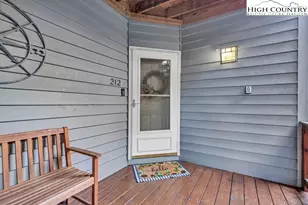 157 Hawks Peak Ln, Seven Devils, NC 28604 - Photo 4