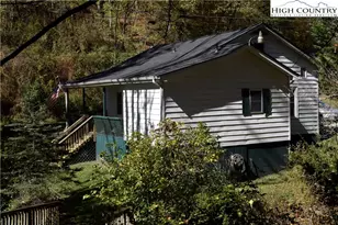 336 Willowdale Church Rd, Vilas, NC 28692 - Photo 4