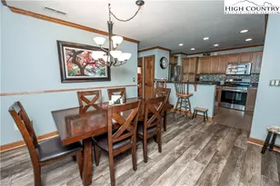 342 Ridgeline Dr, Sugar Mountain, NC 28604 - Photo 22