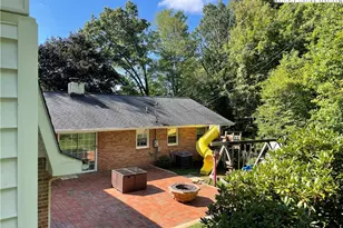 421 Northwest Dr, Jefferson, NC 28640 - Photo 8