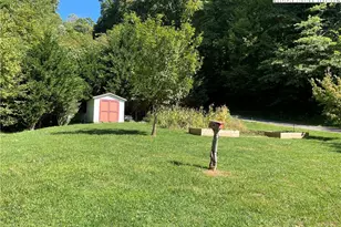 421 Northwest Dr, Jefferson, NC 28640 - Photo 16