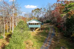 219 Raven Rock Ln, Burnsville, NC 28714 - Photo 12