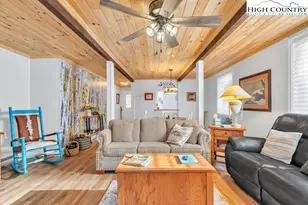 101 Golfview Dr, Beech Mountain, NC 28604 - Photo 12