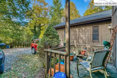 199 Brooker Street, Blowing Rock, NC 28605 - Photo 10