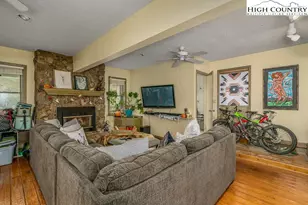 199 Brooker St, Blowing Rock, NC 28605 - Photo 32