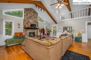 199 Brooker St, Blowing Rock, NC 28605 - Photo 16