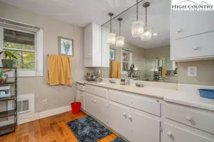 199 Brooker St, Blowing Rock, NC 28605 - Photo 22