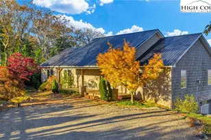 324 Rocky Rdg Ln, Glade Valley, NC 28627 - Photo 2