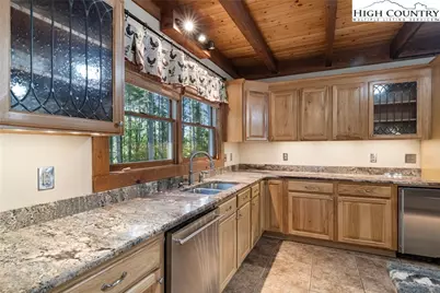 5626 Rocky Falls Lane, Lenoir, NC 28645 - Photo 20