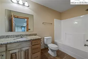 5626 Rocky Falls Ln, Lenoir, NC 28645 - Photo 40