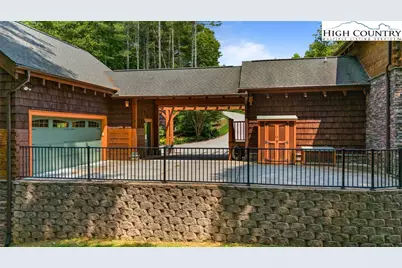 5626 Rocky Falls Lane, Lenoir, NC 28645 - Photo 10