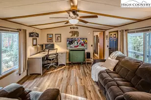 135 Mountain Ivy Ln, Boone, NC 28607 - Photo 6