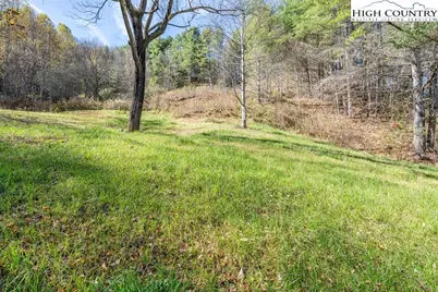 846 Joe Shoemaker Road, Vilas, NC 28692 - Photo 2