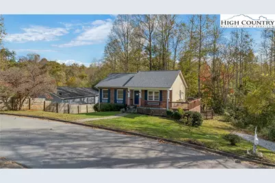 823 NW Queens Street #79, Lenoir, NC 28645 - Photo 4