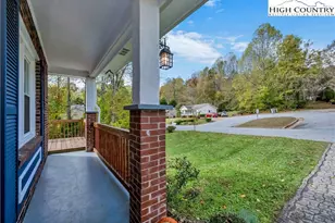 823 NW Queens St, Lenoir, NC 28645 - Photo 10