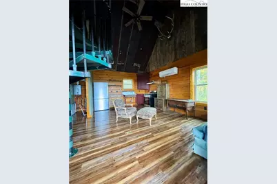 402 Turkey Knob Lane, Elk Park, NC 28622 - Photo 8