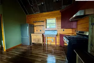 402 Turkey Knob Ln, Elk Park, NC 28622 - Photo 16