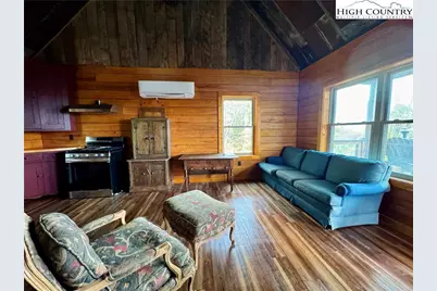 402 Turkey Knob Lane, Elk Park, NC 28622 - Photo 10