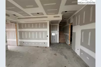 2120 Elk Creek Mountain Parkway, Todd, NC 28684 - Photo 16