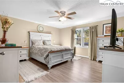 4441 Snyder's Way, Lenoir, NC 28645 - Photo 8