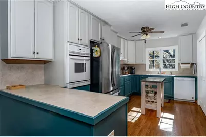 7330 Harmon Lane, Lenoir, NC 28645 - Photo 6