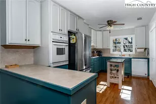 7330 Harmon Ln, Lenoir, NC 28645 - Photo 6